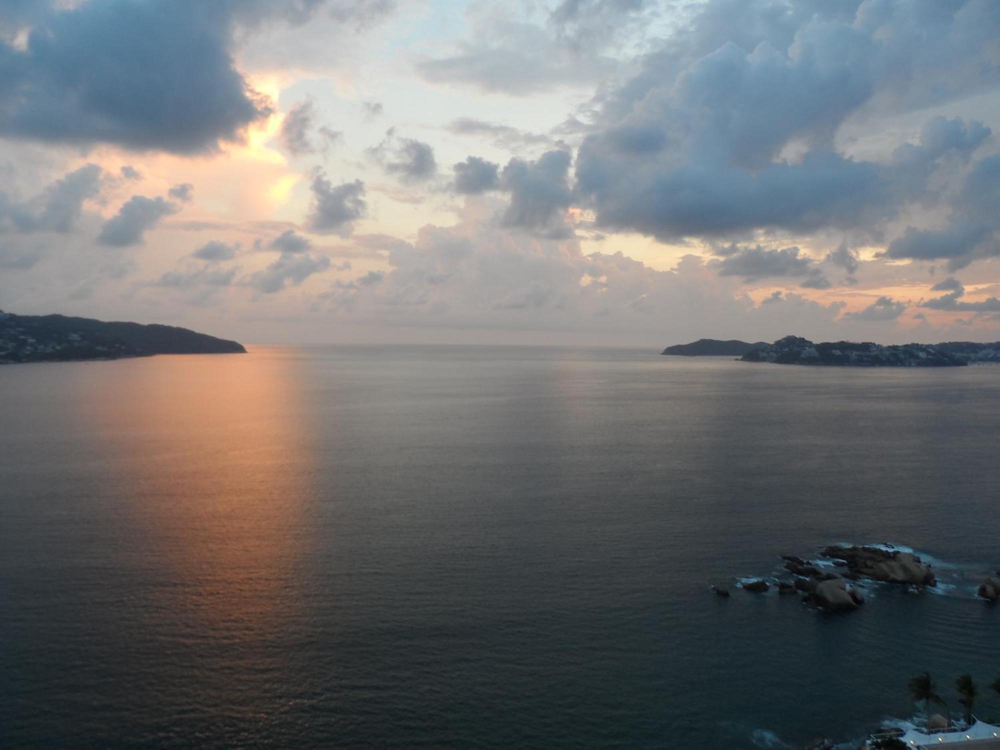 Hotel Las Torres Gemelas Acapulco Exterior foto